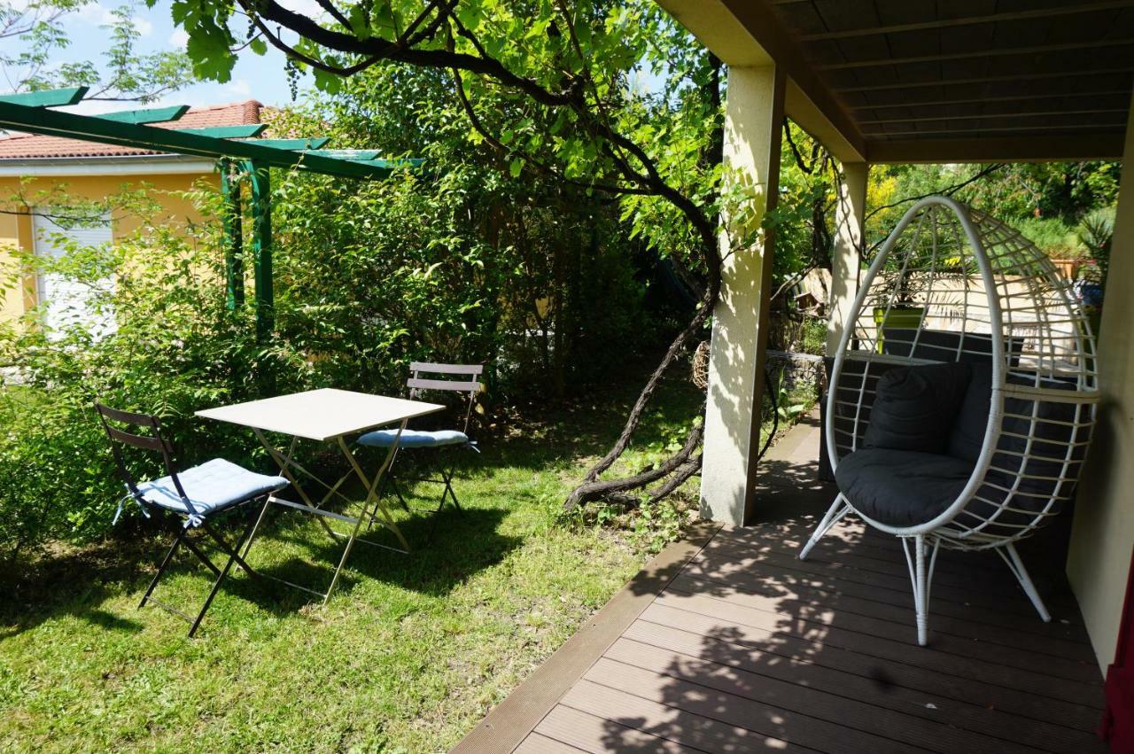 Le Balcon Villa Dallet Exterior photo